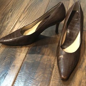 Brown Gator skin heels Sz 12